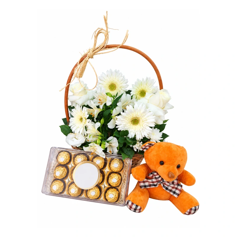 Cesta abraço delicado com flores, urso e Ferrero