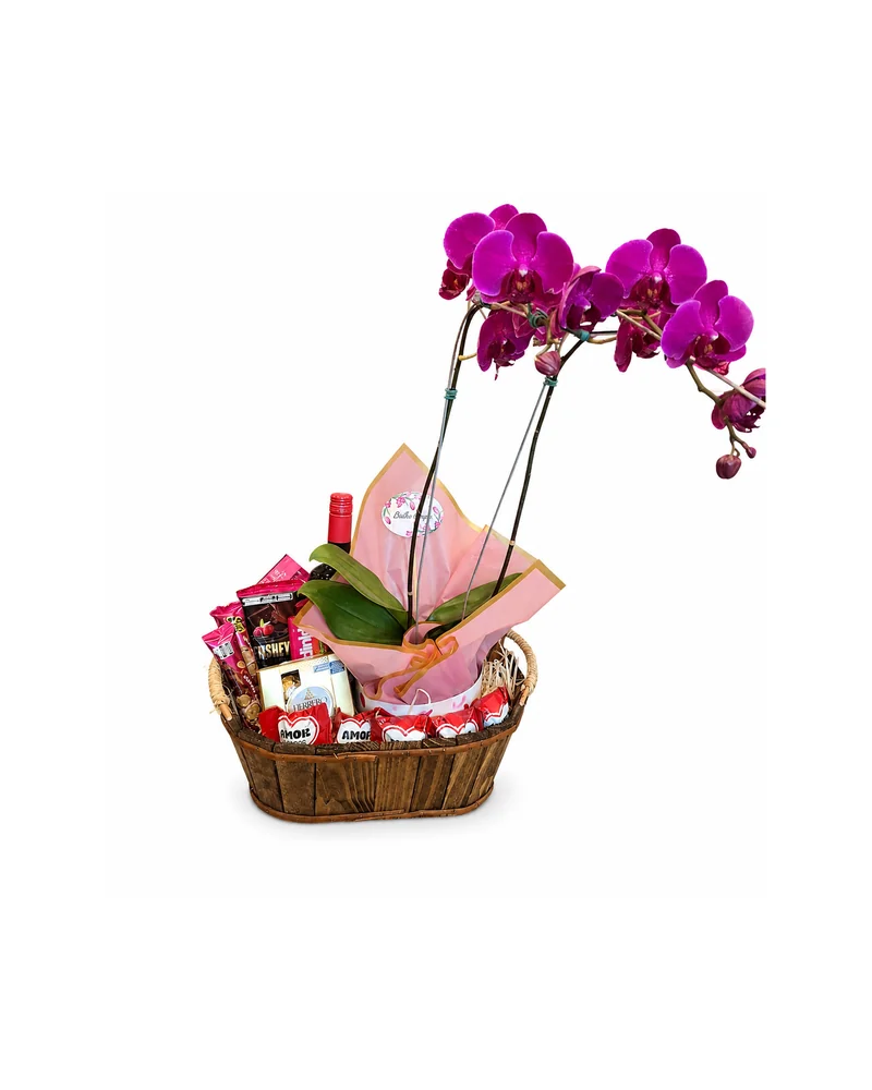 Cesta com Orquídea Roxa e Chocolates