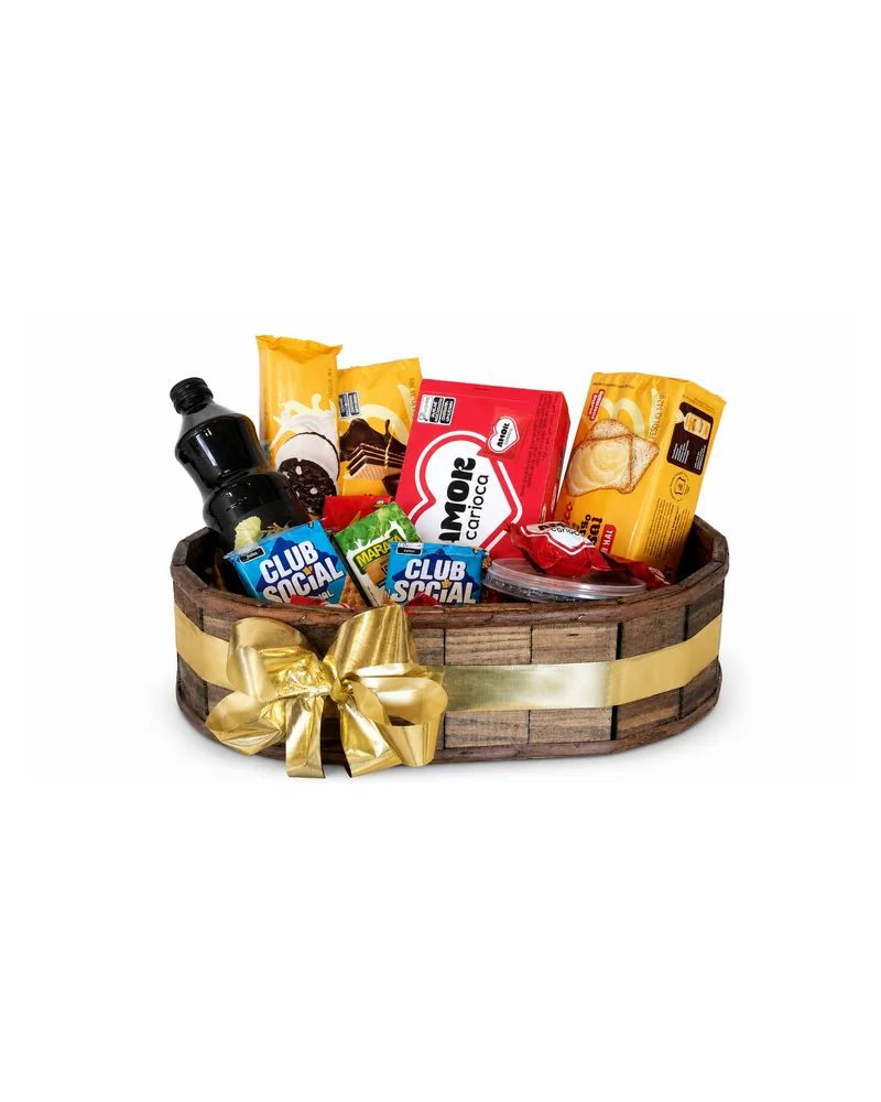 Cesta com Urso Chocolates e Laco Dourado